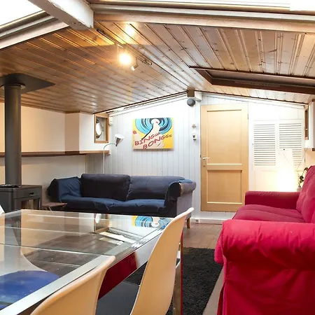 Amsterdam Houseboats