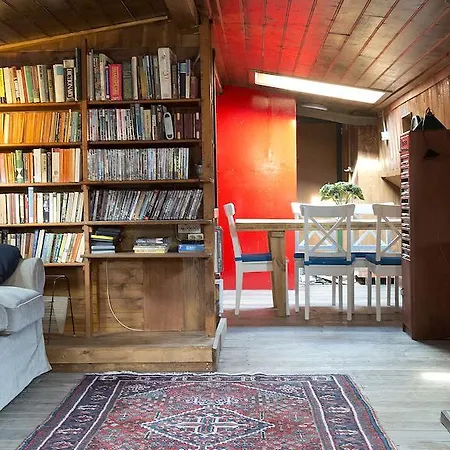 Amsterdam Houseboats