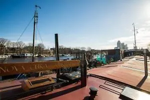 Botel Amsterdam Houseboats